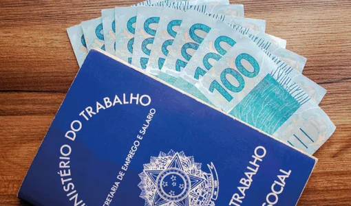 Não assinaram minha carteira, e quero sair do trabalho.